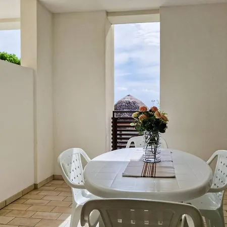 Warm Family Flat With Terrace 비비오네